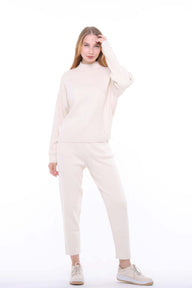 Stylish Knitted Women's Set: Pants and Sweater | BF Moda Fashion Knitted Women's Set: Cozy Sweater and Pants | BF Moda Fashion Coordinated Knit Set: Sweater and Pants Combo | BF Moda Fashion Elevate your winter style with our stylish knitted women's set, made with love and very high quality materiale featuring a cozy sweater and matching pants. Shop now at BF Moda Fashion for a versatile and fashionable ensemble that will keep you warm and on-trend.Make a fashion statement with our fashionable knit set,